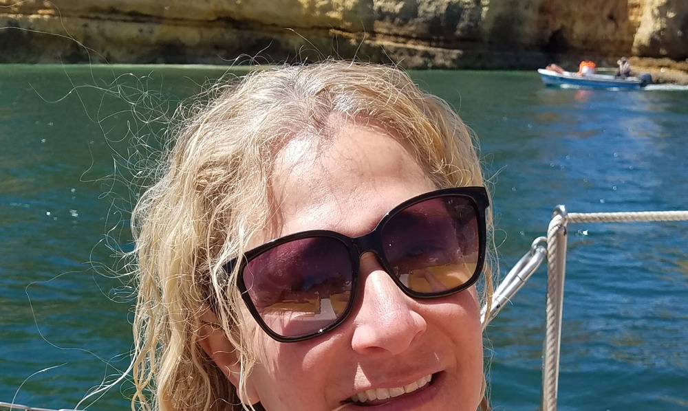 Meet your Posher, Dawn
